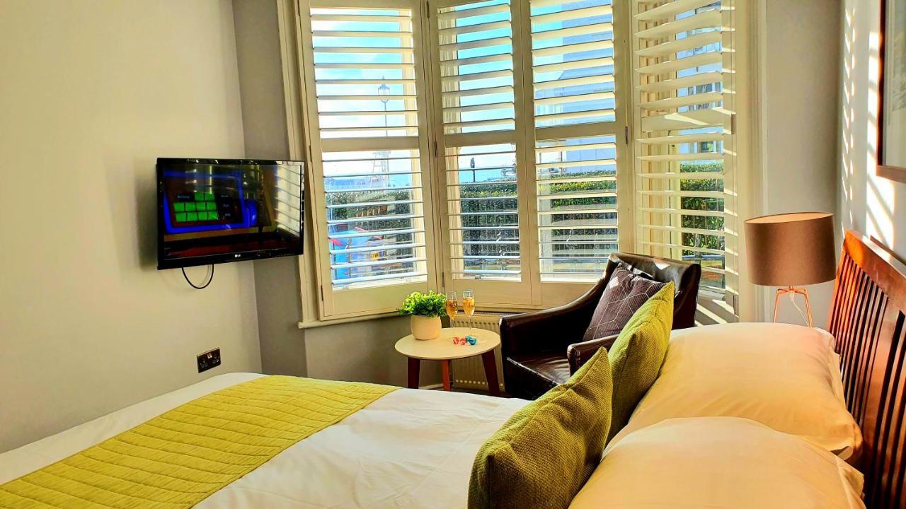 A Room With A View Brighton Eksteriør billede A room at the hotel